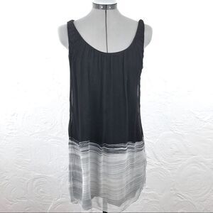 Isda & Co. Black Gray Contrast Pattern Hem Pullover Lightweight Tank Blouse